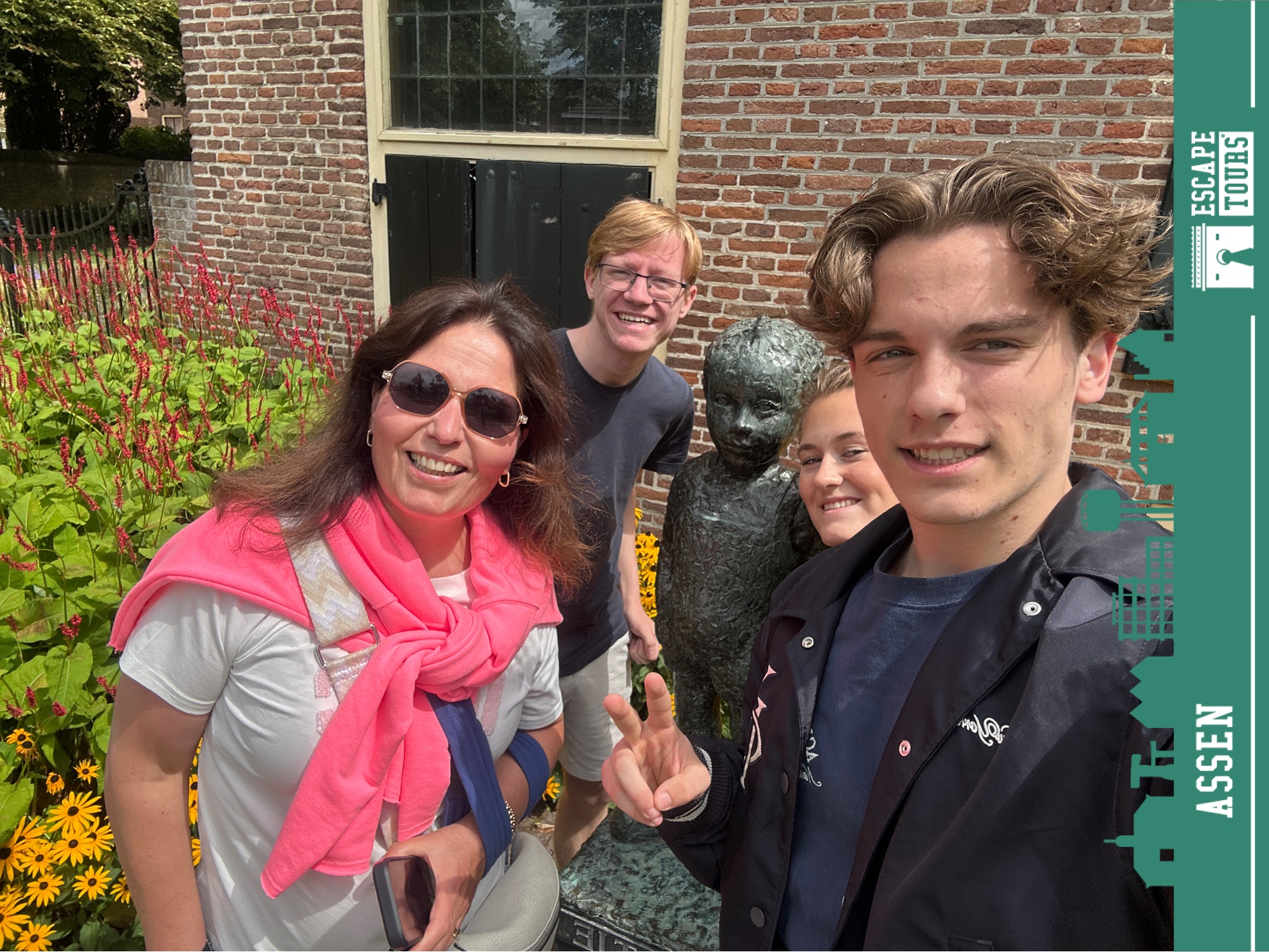Teamfoto van Lolbroeken