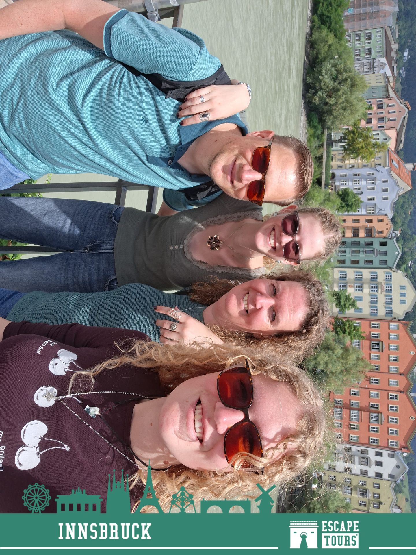 Teamfoto van Fam. van den Heuvel