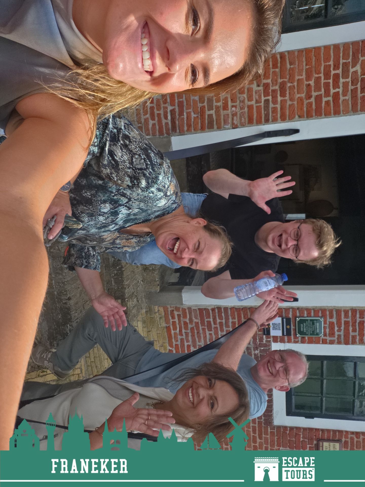 Teamfoto van Eise, eise baby